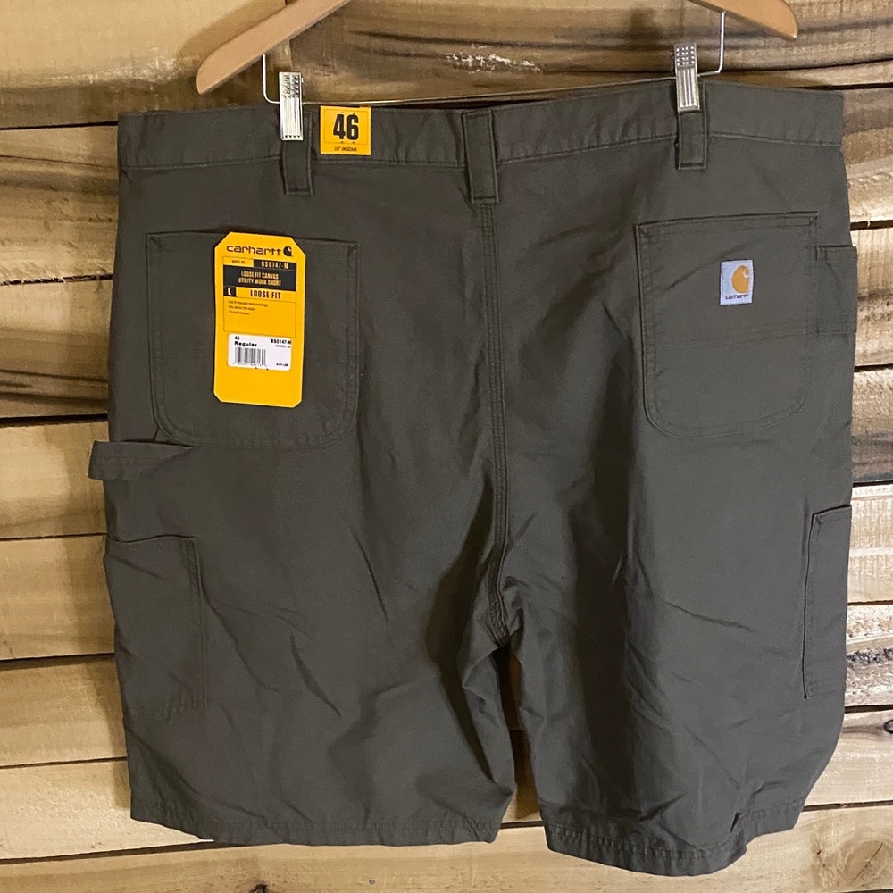 NWT Carhartt Men's Green cotton loose fit canvas utility Cargo Shorts size 46x10